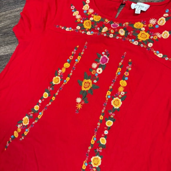 UMGEE Red Floral Embordered Tunic Short Sleeve Flowy Top Women's Size 2XL - Picture 4 of 8